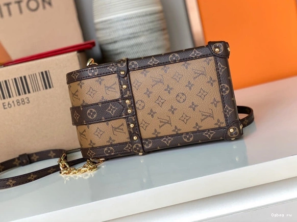 POCHETTE LOUIS TRUNK VERTICAL VUITTON 0712
